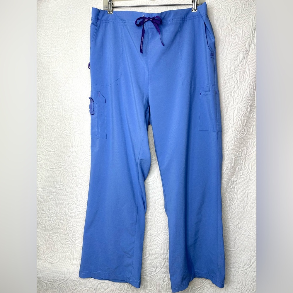 Carhartt XLP Force 52110 12-Pocket Cross Flex Women’s Uniform Scrub Pants